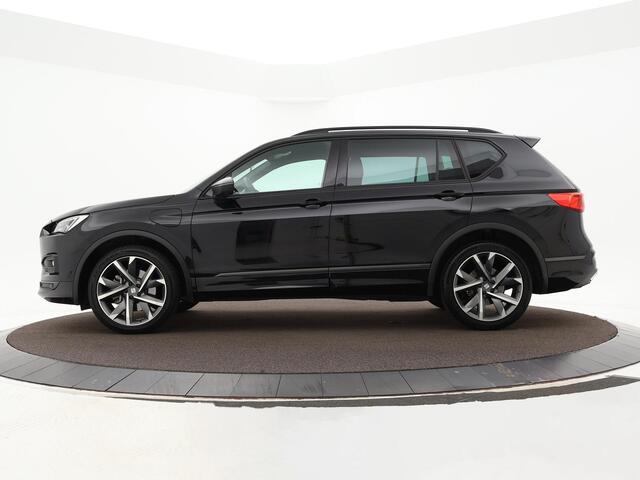 Seat Tarraco 1.4 TSI e-Hybrid PHEV 245pk DSG FR Business · 360 Camera · Inklap. Trekhaak · Keyless · Elek. Achterklep · Elek. Stoel + Geheugen · Parkeer Assistent ·