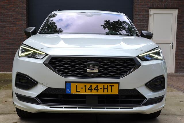 Seat Tarraco 1.5 TSI FR Business Intense Automaat/Navi/Pdc/Ecc/Panoramadak/Stoel & Stuurverwarming/Trekhaak elektrisch uitklapbaar/Virtual dashboard/ Elektrisch Stoelen met Memory functie/20-Inch Lmv/Beats Pack