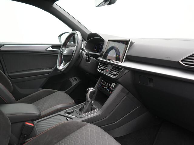 Seat Tarraco 1.4 TSI e-Hybrid PHEV FR Business Intense PHEV 245pk | Trekhaak Af Fabriek | Panodak | Adaptive Cruise | 360 Camera | Sportstoelen Memory & Verwarmd | Keyless | Blis | Stuur Verwarmd | Apple Carplay | Navigatie | DAB | 20" L.M | Plug In Hybrid
