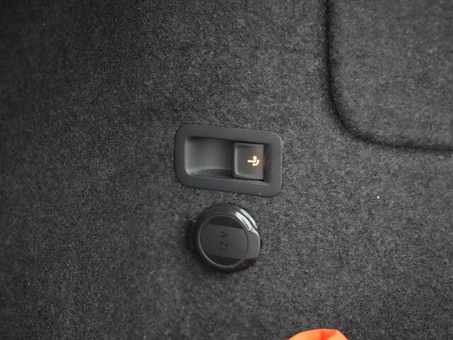 Seat Tarraco 1.4 TSI e-Hybrid PHEV FR Business Intense PHEV 245pk | Trekhaak Af Fabriek | Panodak | Adaptive Cruise | 360 Camera | Sportstoelen Memory & Verwarmd | Keyless | Blis | Stuur Verwarmd | Apple Carplay | Navigatie | DAB | 20" L.M | Plug In Hybrid