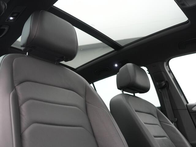 Seat Tarraco 1.4 TSI e-Hybrid PHEV FR Business Intense PHEV 245pk | Trekhaak Af Fabriek | Panodak | Adaptive Cruise | 360 Camera | Sportstoelen Memory & Verwarmd | Keyless | Blis | Stuur Verwarmd | Apple Carplay | Navigatie | DAB | 20"L.M | Plug In Hybrid |