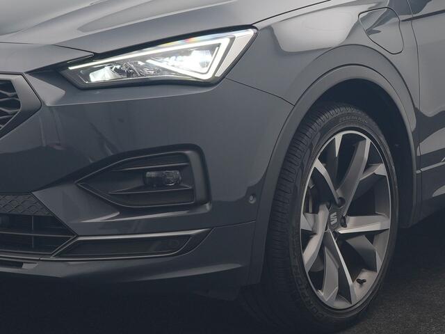 Seat Tarraco 1.4 TSI e-Hybrid PHEV FR Business Intense PHEV 245pk | Trekhaak Af Fabriek | Panodak | Adaptive Cruise | 360 Camera | Sportstoelen Memory & Verwarmd | Keyless | Blis | Stuur Verwarmd | Apple Carplay | Navigatie | DAB | 20"L.M | Plug In Hybrid |