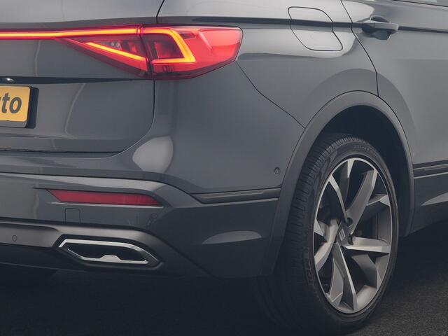 Seat Tarraco 1.4 TSI e-Hybrid PHEV FR Business Intense PHEV 245pk | Trekhaak Af Fabriek | Panodak | Adaptive Cruise | 360 Camera | Sportstoelen Memory & Verwarmd | Keyless | Blis | Stuur Verwarmd | Apple Carplay | Navigatie | DAB | 20"L.M | Plug In Hybrid |