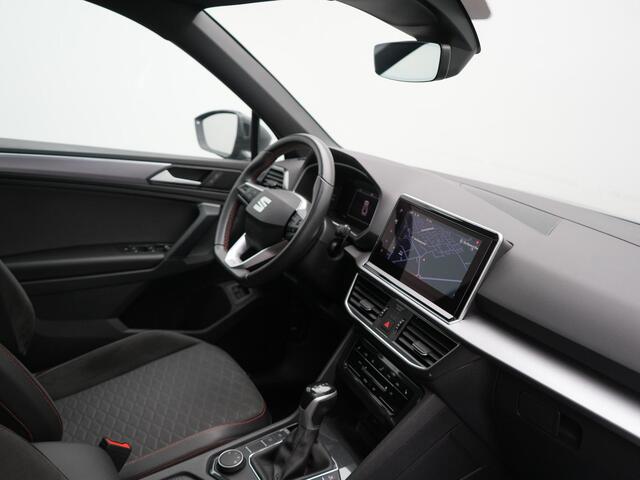 Seat Tarraco 1.4 TSI e-Hybrid PHEV FR Business Intense 245pk Dealer O.H. | Trekhaak Af Fabriek | Panodak | Adaptive Cruise | 360 Camera | Sportstoelen Memory & Verwarmd | Blis | Keyless | Stuur Verwarmd | Apple Carplay | Navigatie | DAB | Plug In Hybrid |
