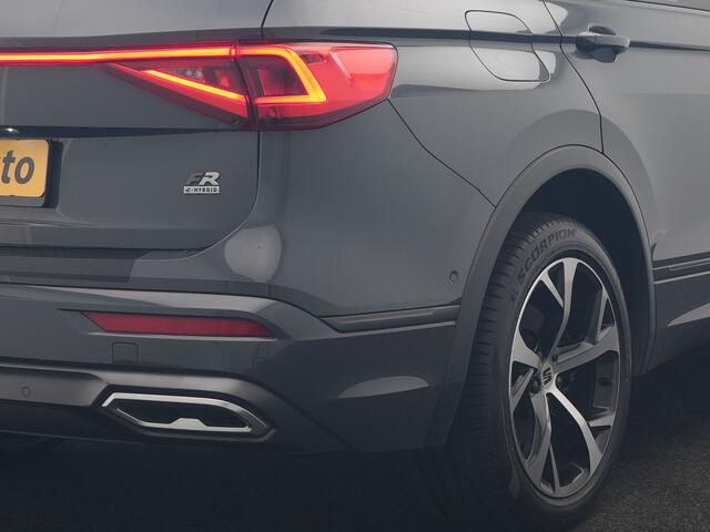 Seat Tarraco 1.4 TSI e-Hybrid PHEV FR Business Intense 245pk Dealer O.H. | Trekhaak Af Fabriek | Panodak | Adaptive Cruise | 360 Camera | Sportstoelen Memory & Verwarmd | Blis | Keyless | Stuur Verwarmd | Apple Carplay | Navigatie | DAB | Plug In Hybrid |