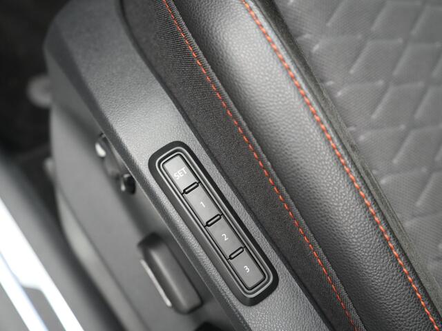 Seat Tarraco 1.4 TSI e-Hybrid PHEV FR Business Intense 245pk Dealer O.H. | Trekhaak Af Fabriek | Panodak | Adaptive Cruise | 360 Camera | Sportstoelen Memory & Verwarmd | Blis | Keyless | Stuur Verwarmd | Apple Carplay | Navigatie | DAB | Plug In Hybrid |