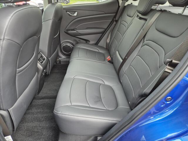 Seres 3 52kWh Automaat / Private Lease vanaf ¤499 Per Maand/ 12.679 Euro onder Nieuwprijs / 20/5/2027 Garantie / WLTP bereik 327 km / Schuif/-Kanteldak / Rondomzicht Camera / Stoelverwarming voor / Mirror voor Google Maps Navigatie / Lederenbekleding