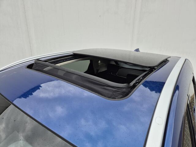 Seres 3 52kWh Automaat / Private Lease vanaf ¤499 Per Maand/ 15.179 Euro onder Nieuwprijs / Garantie tot 20/5/2027 / WLTP bereik 327 km / Schuif/-Kanteldak / Rondomzicht Camera / Stoelverwarming voor / Mirror voor Google Maps Navigatie / Lederenbekleding