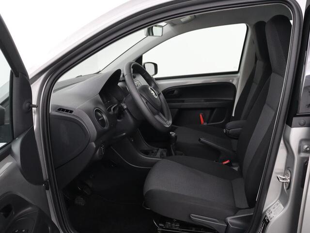 Skoda CITIGO 1.0 Greentech Ambition | Airco | Cruise control | Bluetooth | Radio/CD | Lichtsensor | LED | Elektrische ramen | Centrale vergrendeling afstand bediend | Origineel NL