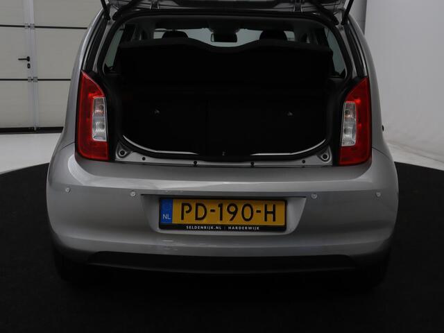 Skoda CITIGO 1.0 Greentech Ambition | Airco | Cruise control | Bluetooth | Radio/CD | Lichtsensor | LED | Elektrische ramen | Centrale vergrendeling afstand bediend | Origineel NL