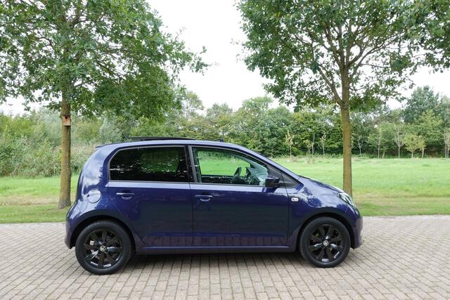 Skoda CITIGO 1.0 Greentech Style | Panorama dak | Cruise Control | Airco | PDC | Bluetooth |