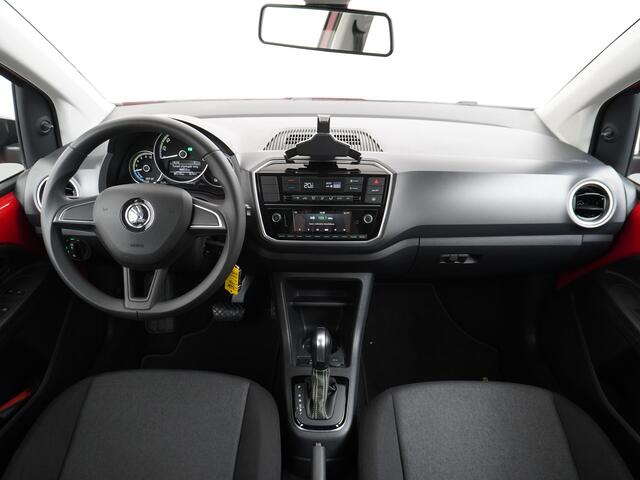Skoda E-Citigo e-iV EV 36kWh Ambition Climate Control Bluetooth Verkeersborddetectie Led Esp Smartphone integratie Rijstrooksensor Verkeersbord detectie Grote Accu! Garantie op de accu tot 19-03-2028/160.000km. 1.235kg licht!