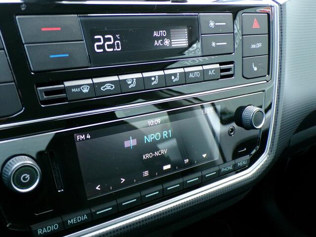 Skoda E-Citigo e-iV EV Ambition, SOH 94% / Climate control / Stoelverwarming / Parkeersensoren / LED Dagrijverlichting