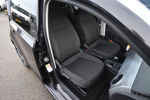 Skoda E-Citigo e-iV EV Style , ACCU 91.6% , CLIMATR , CR CONTR , PDC A , LMV16 , V STOEL VERW ,