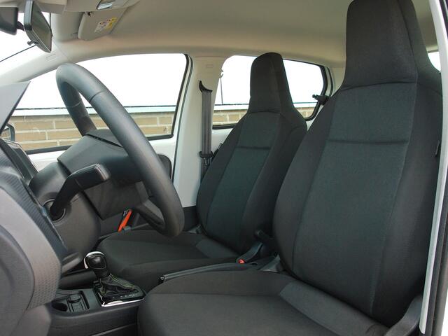 Skoda E-Citigo e-iV EV Ambition, SOH 93.7 % / Climate control / Parkeersensoren achter / Stoelverwarming