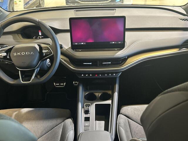 Skoda Elroq Sportline Elektromotor 150 kW / 204 PK SUV Elektri | 19'' lichtmetalen Velgen | Black Magic | 1500,- inruilvoordeel!!