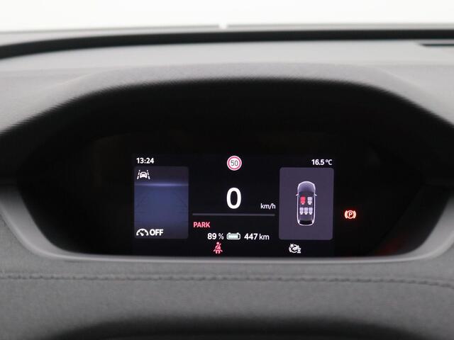 Skoda Elroq 60 Business Edition 204PK Warmtepomp, Keyless, Adaptieve Cruise Controle, Achteruitrijcamera, Side Assist, Navi, Stoel-Stuurverwarming, 19" LM Velgen