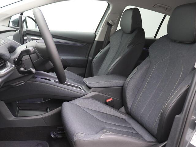 Skoda Elroq 60 Business Edition 204PK Aut Warmtepomp, Keyless, Alarm, Stoel-Stuurverwarming, Achteruitrijcamera, Adaptieve Cruise Controle, Side Assist, 19" LM Velgen