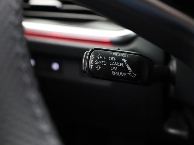 Skoda Elroq 60 Sportline 204pk | Upgrade Clever | Adaptive Cruise Control | 20 inch | Blind Spot | Stoelverwarming