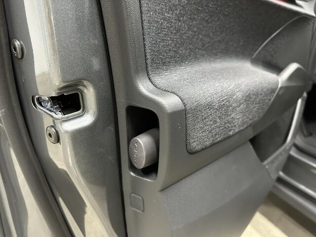 Skoda Elroq 60 Business Edition - Tour | ACC | Stoel- & Stuurverwarming | Camera | Navi | Draadloze lader