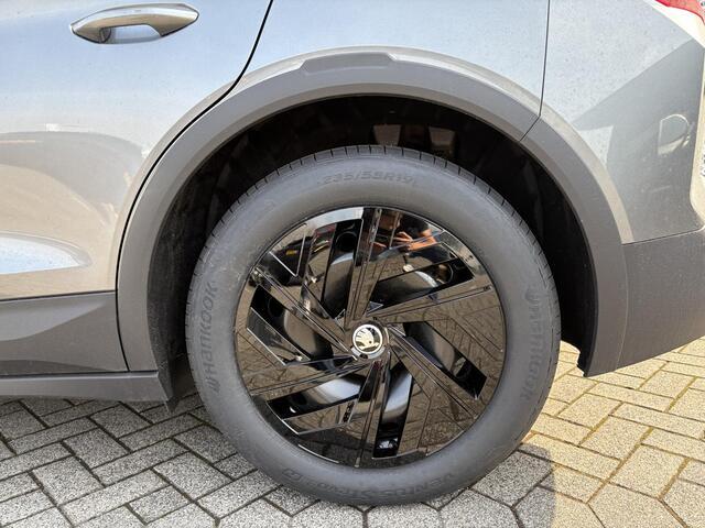 Skoda Elroq 50 Limited 170 PK | 4.000 Inruilpremie | Achteruitrijcamera | Wireless Carplay & Android auto | Trekhaak |