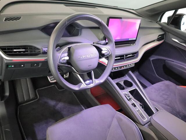 Skoda Elroq 60 Sportline 204 pk | SOH 100% | Navigatie | Parkeersensoren | Adaptieve cruise control | Stoel/stuur verwarming | Keyless |