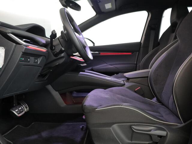 Skoda Elroq 60 Sportline 204 pk | SOH 100% | Navigatie | Parkeersensoren | Adaptieve cruise control | Stoel/stuur verwarming | Keyless |