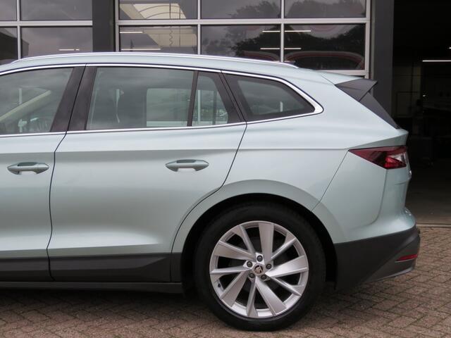 Skoda Enyaq 60 FIRST EDT. / soh 94% / Trekhaak / Stoelenstuurverw. / Camera / BOVAG garantie