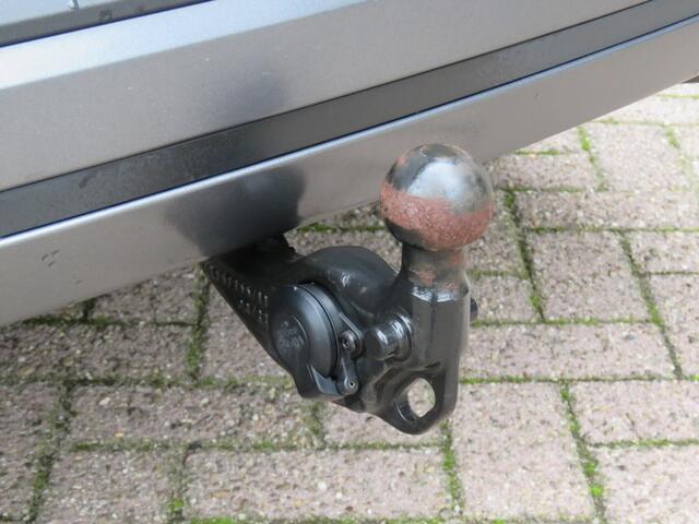 Skoda Enyaq 60 FIRST EDT. / soh 94% / Trekhaak / Stoelenstuurverw. / Camera / BOVAG garantie