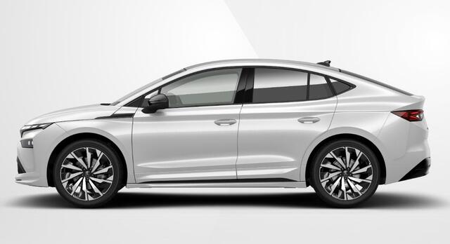Skoda Enyaq iV Sportline Elektromotor 210 kW / 286 PK SUV Elektri | Trekhaak | Panorama dak | Head up | Canton | Dynamic Chassis Control | 360° camera | Stoelmassage | Verwarmde voorruit en achterbank | 21" lichtmetaal |