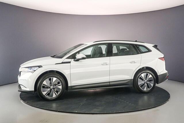 Skoda Enyaq iV 60 180pk Automaat Adaptive cruise control, Achteruitrijcamera, Navigatie, LED koplampen, Parkeersensoren, Bluetooth, DAB, Radio, App connect