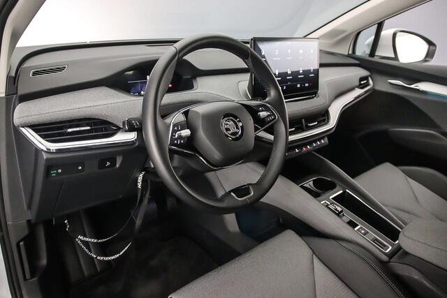 Skoda Enyaq iV 60 180pk Automaat Adaptive cruise control, Achteruitrijcamera, Navigatie, LED koplampen, Parkeersensoren, Bluetooth, DAB, Radio, App connect