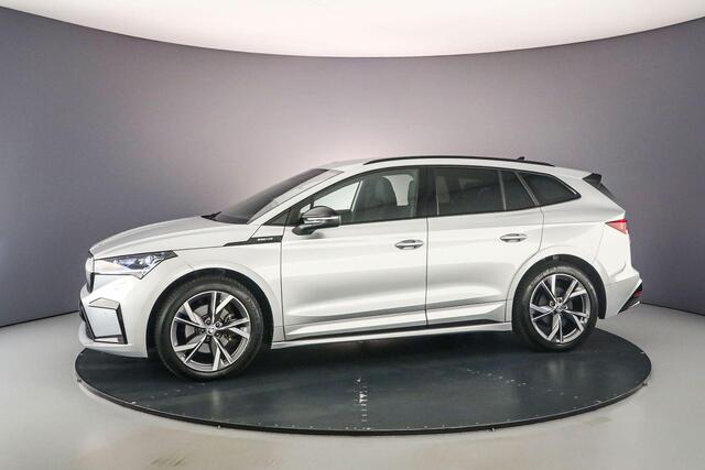 Skoda Enyaq iV 60 Sportline 180pk Automaat Adaptive cruise control, Achteruitrijcamera, Navigatie, Stoelverwarming, Stuurwiel verwarmd, Parkeersensoren, LED verlichting, App connect