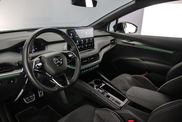 Skoda Enyaq iV 60 Sportline 180pk Automaat Adaptive cruise control, Achteruitrijcamera, Navigatie, Stoelverwarming, Stuurwiel verwarmd, Parkeersensoren, LED verlichting, App connect