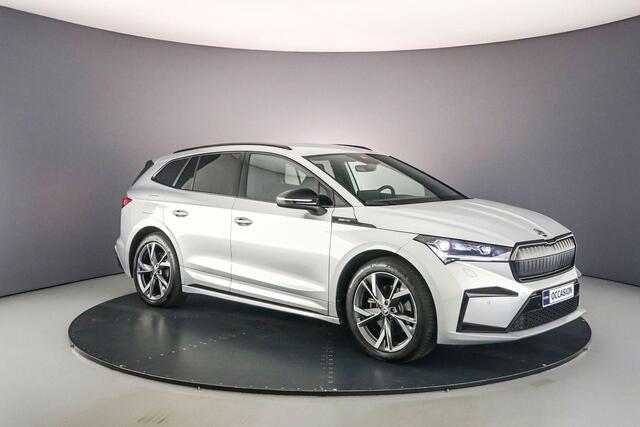 Skoda Enyaq iV 60 Sportline 180pk Automaat Adaptive cruise control, Achteruitrijcamera, Navigatie, Stoelverwarming, Stuurwiel verwarmd, Parkeersensoren, LED verlichting, App connect