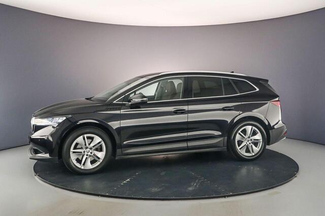 Skoda Enyaq iV 80 204pk Automaat Trekhaak, Lederen bekleding, Head up display, Adaptive cruise control, Navigatie, Achteruitrijcamera, LED verlichting, Stuurwiel verwarmd