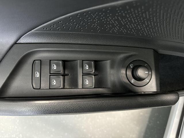 Skoda Enyaq iV 60 180pk Sportline · Camera · Keyless · Apple/Android Car Play · Navi · P-Sensoren · Elek. Achterklep · 20'' Inch ·
