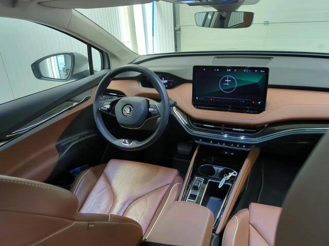 Skoda Enyaq iV 60 | Leder | Trekhaak | 21 Inch | Camera |