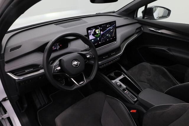 Skoda Enyaq iV 60 180 pk Sportline | Panoramadak | Matrix LED | Navigatie | Achteruitrijcamera | Stoelverwarming | Leder/alcantara