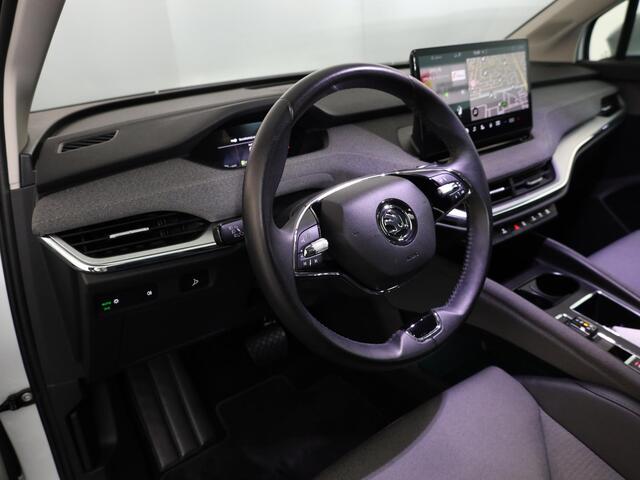 Skoda Enyaq iV 60 180 pk | Navigatie | Parkeersensoren | Achteruitrijcamera | LED koplampen | Lichtmetalen velgen 19" | Apple Carplay/Android Auto |