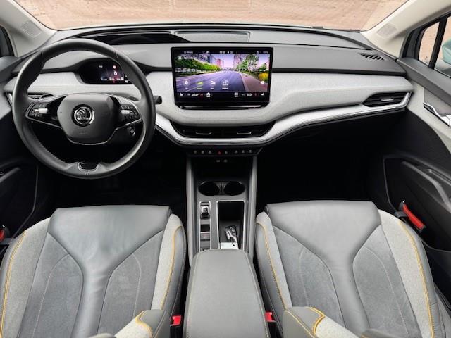 Skoda Enyaq iV 80 BEV 204PK 77KWH/THAAK/ACARPLAY/HUP/FABRIEKSGARANTIE