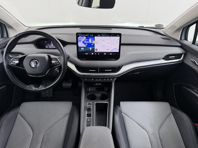 Skoda Enyaq iV 60 Trekhaak Panoramadak Camera Navi Ecc Apple Carplay Android Auto Cruise Control Pdc DAB Lmv 19" Keyless Led Connected services Origineel Nederlandse Auto