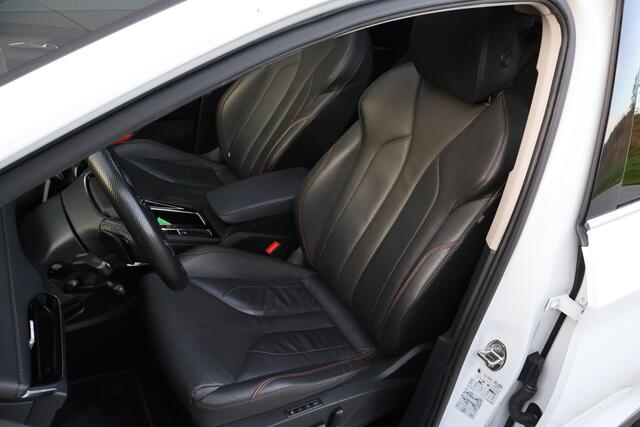 Skoda Enyaq iV 80 | Origineel NL | ¤17.767,- Netto | Camera | Panoramadak | HUD | ACC | Trekhaak | Winter Pakket | Leder |