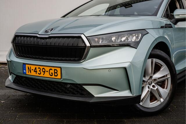 Skoda Enyaq iV 60 Panoramadak/ Stoel-stuurverwarming/ Camera/ Blindspot/ Carplay/ Keyless/ Half leer