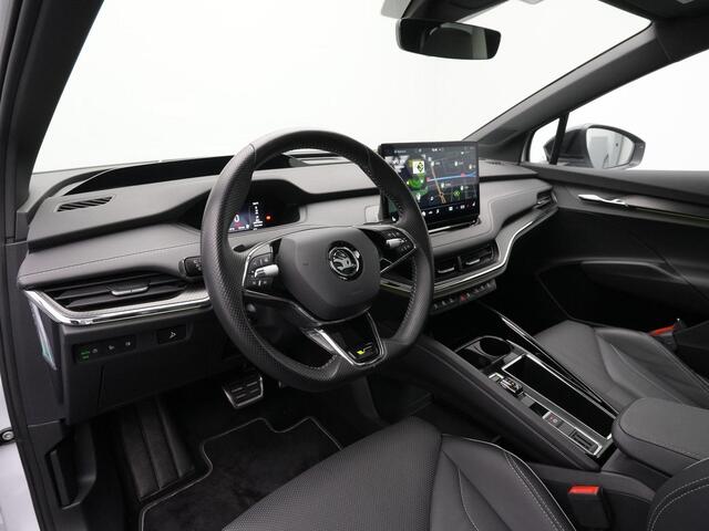 Skoda Enyaq iV Coupé 80 RS 299 pk SOH 92% | Panoramadak | Trekhaak | Leder | Geheugen-/massagestoel | Adaptief onderstel | Canton | Matrix LED | Head-up display | 360 camera