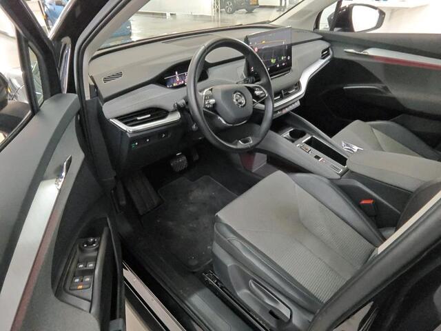 Skoda Enyaq iV 60 180pk Camera / Parkeersensoren / Navigatie / Clima / LED verlichting / App-connect