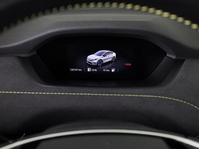 Skoda Enyaq iV Coupé 80 RS 299pk | Panoramadak | Elektrisch verstelbare stoelen met geheugen | Verwarmbare voorstoelen en achterbank |