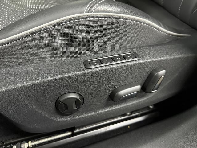 Skoda Enyaq iV Coupé 80 RS 300pk | Leder-pakket | Panorama | Matrix LED