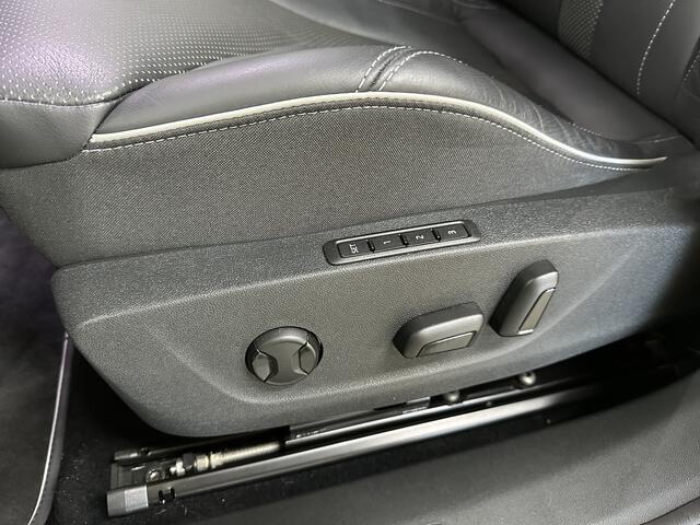 Skoda Enyaq iV Coupé 80 RS 300 pk | Leder | Matrix | Pano |