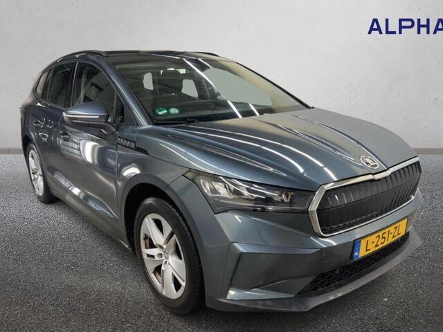 Skoda Enyaq iV 60 Airco ECC Navi Wireless Carplay Sportpack Adaptive Cruise Control Trekhaak PDC Full LED 19" Velgen Ambient light